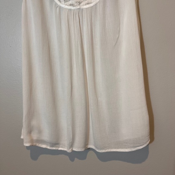 Sundance Battenberg Lace Tank with Keyhole Back in White Semi-Sheer Size Medium - Picture 8 of 12